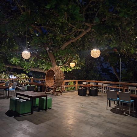 Javacove Beach Hotel Batukaras Eksteriør billede