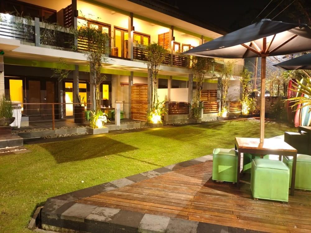 Javacove Beach Hotel Batukaras Eksteriør billede