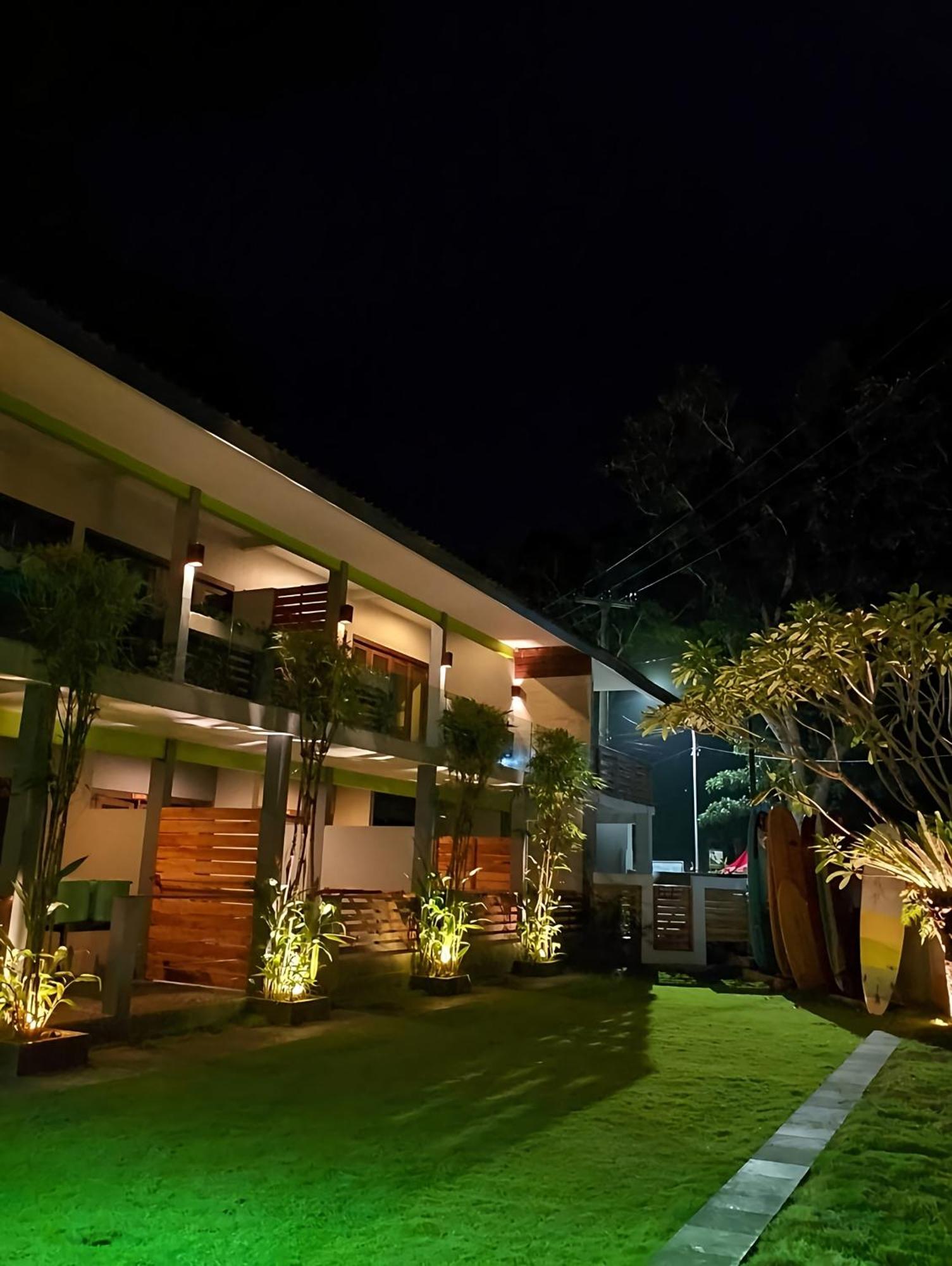 Javacove Beach Hotel Batukaras Eksteriør billede